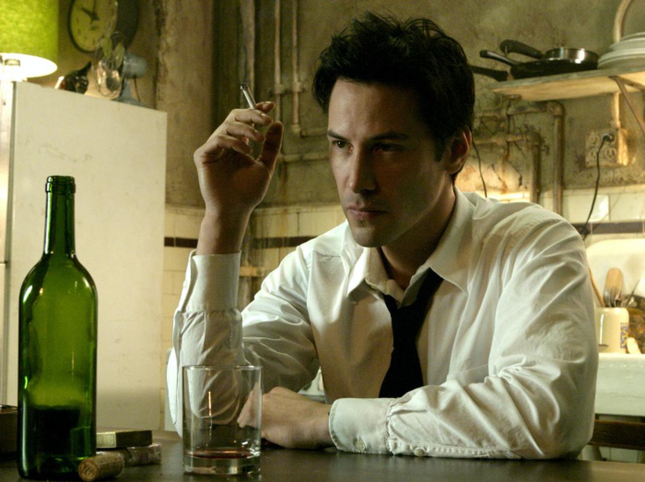 キアヌ・リーブスをヘビースモーカーにした映画は『コンスタンティン』ではなかった！