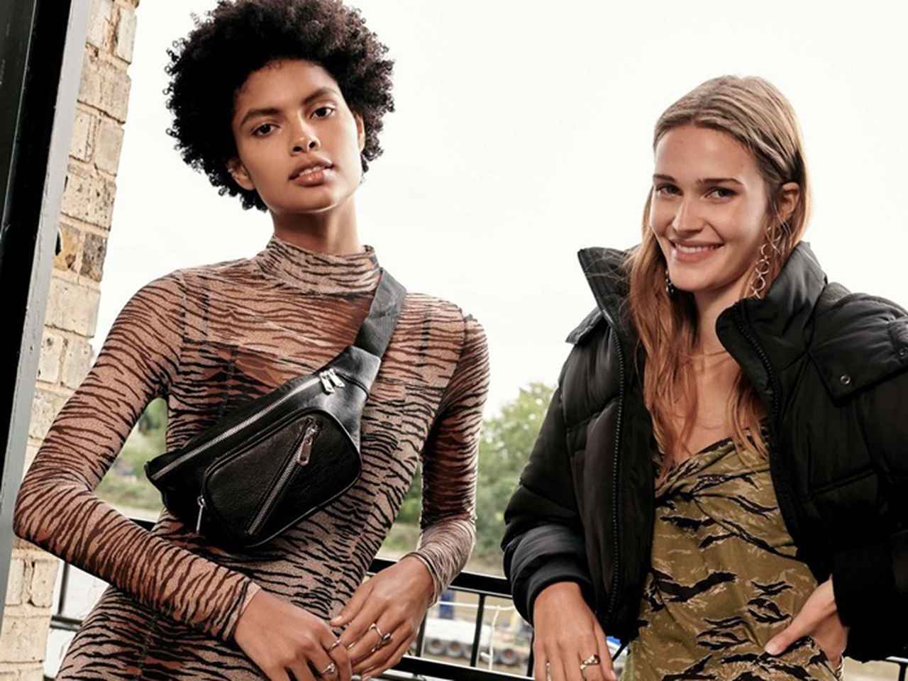 TOPSHOPのブラックフライデーのセールがお得すぎる！日本でも購入可