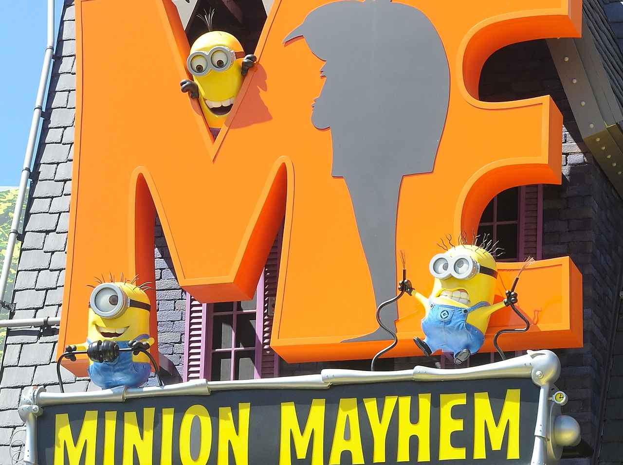 『怪盗グルーのミニオン危機一発』ミニオンの「声」は“あの人”が1人3役を演じていた!