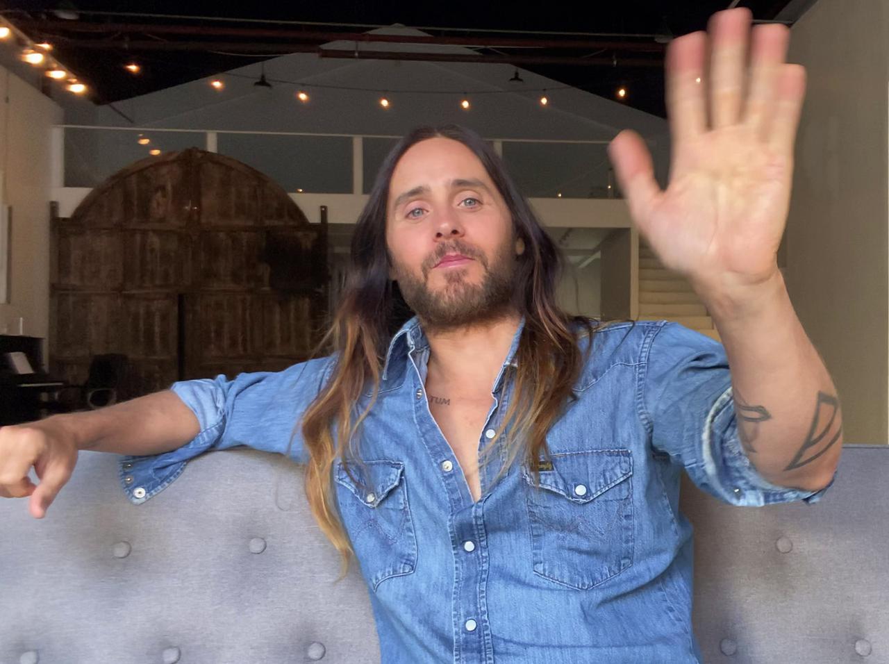 マーベル『モービウス』のジャレッド・レトが東京コミコンにサプライズ登場!動画メッセージ公開