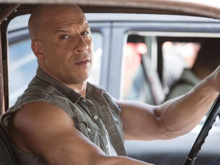 『ワイスピ』ヴィン・ディーゼル、車が故障して困ってる人を見て取った「行動」がカッコよすぎ