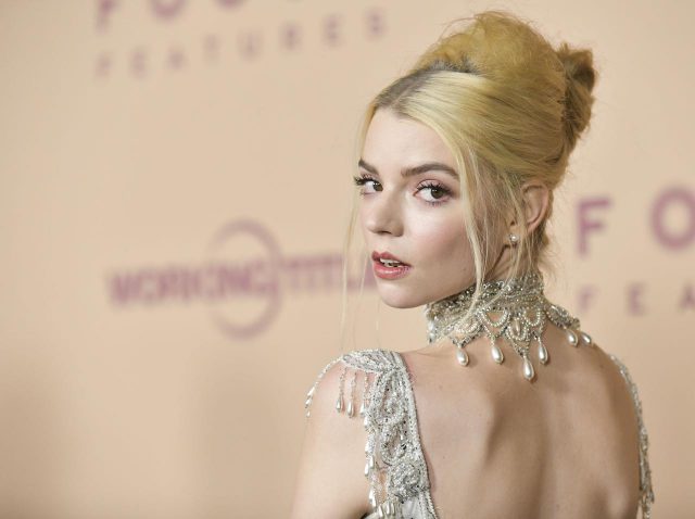 『クイーンズ・ギャンビット』主役、あの共演者に“告白”するために「したこと」がベスっぽい