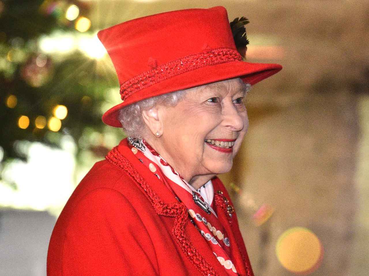 エリザべス女王がクリスマスに家族と一緒に観る「映画」が完全に予想外