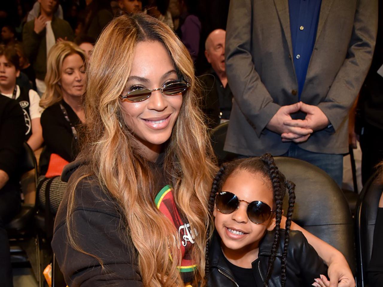 ビヨンセ、クリスマスの過ごし方が一般家庭と同じで親近感