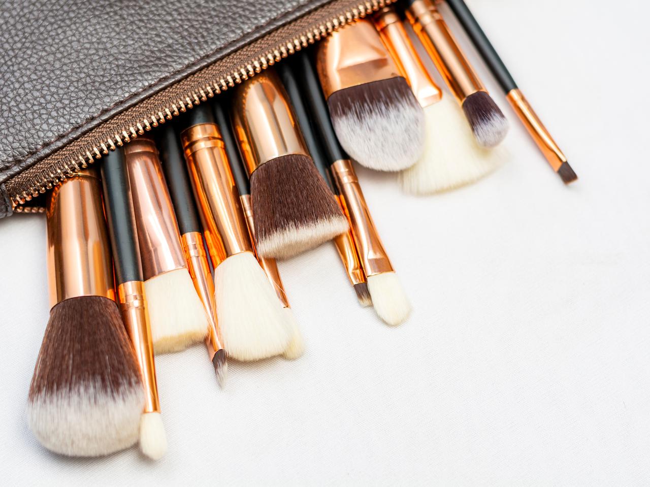 手持ちのファンデと相性が良いのはどれ？メイクツールを徹底比較