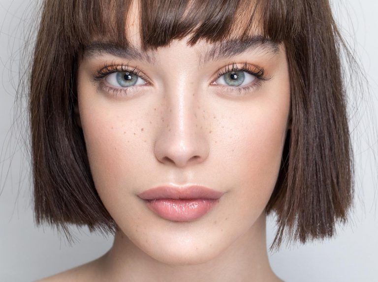 前髪切ったらメイクも変えて!前髪ヘアのメイクのコツをプロが伝授