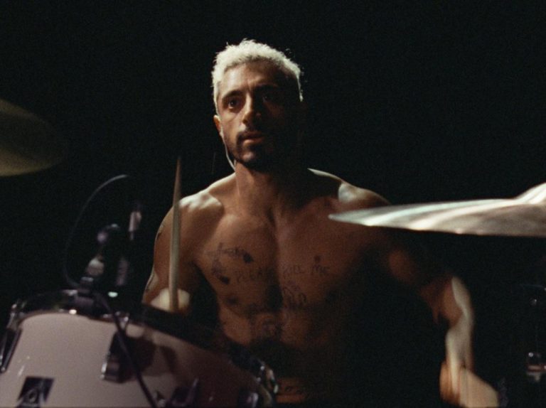 構想13年、制作10年…聴覚を失っていくドラマーの映画『サウンド・オブ・メタル』が描き出す「ろう文化」