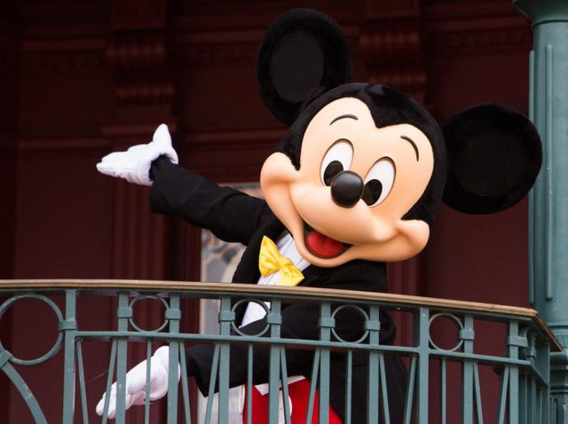 ディズニーランド、らしくない「間違い」を指摘される