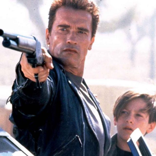 『ターミネーター』でジョン・コナーが銃を発砲しない裏設定