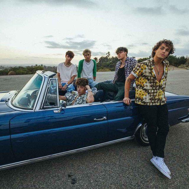 ホワイ・ドント・ウィーが新曲「Slow Down」をリリース
