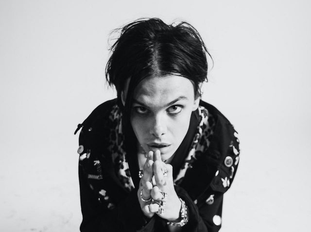 「変わり者であり続けてくれ」ヤングブラッドが新作『ウィアード！』に込めたメッセージ【単独インタビュー】