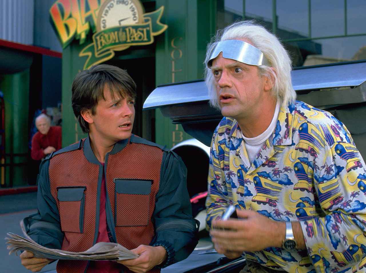 『バック・トゥ・ザ・フューチャー』の「VHS」を無料箱の中に見つけた“写真”がエモすぎる