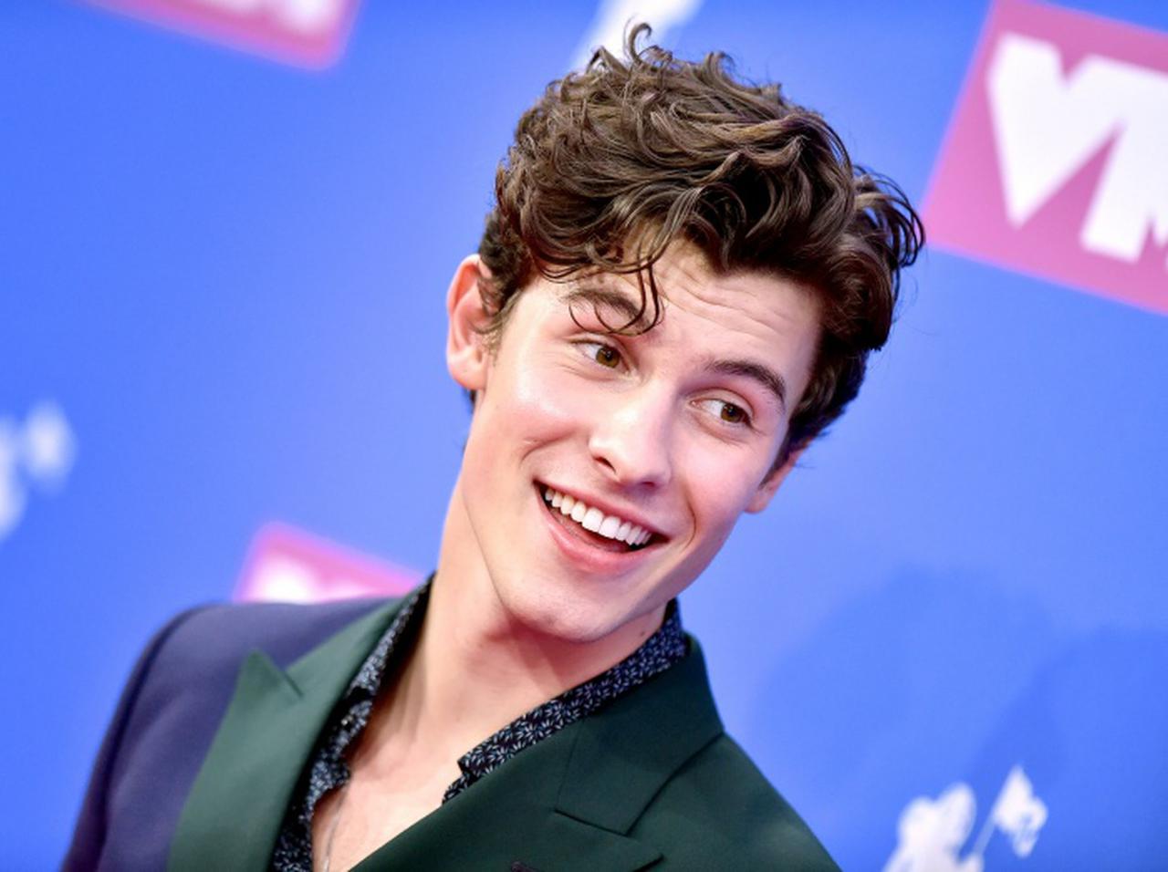 ショーン・メンデス、ジャスティン・ビーバーに「誰?」と言われた過去を自らイジる