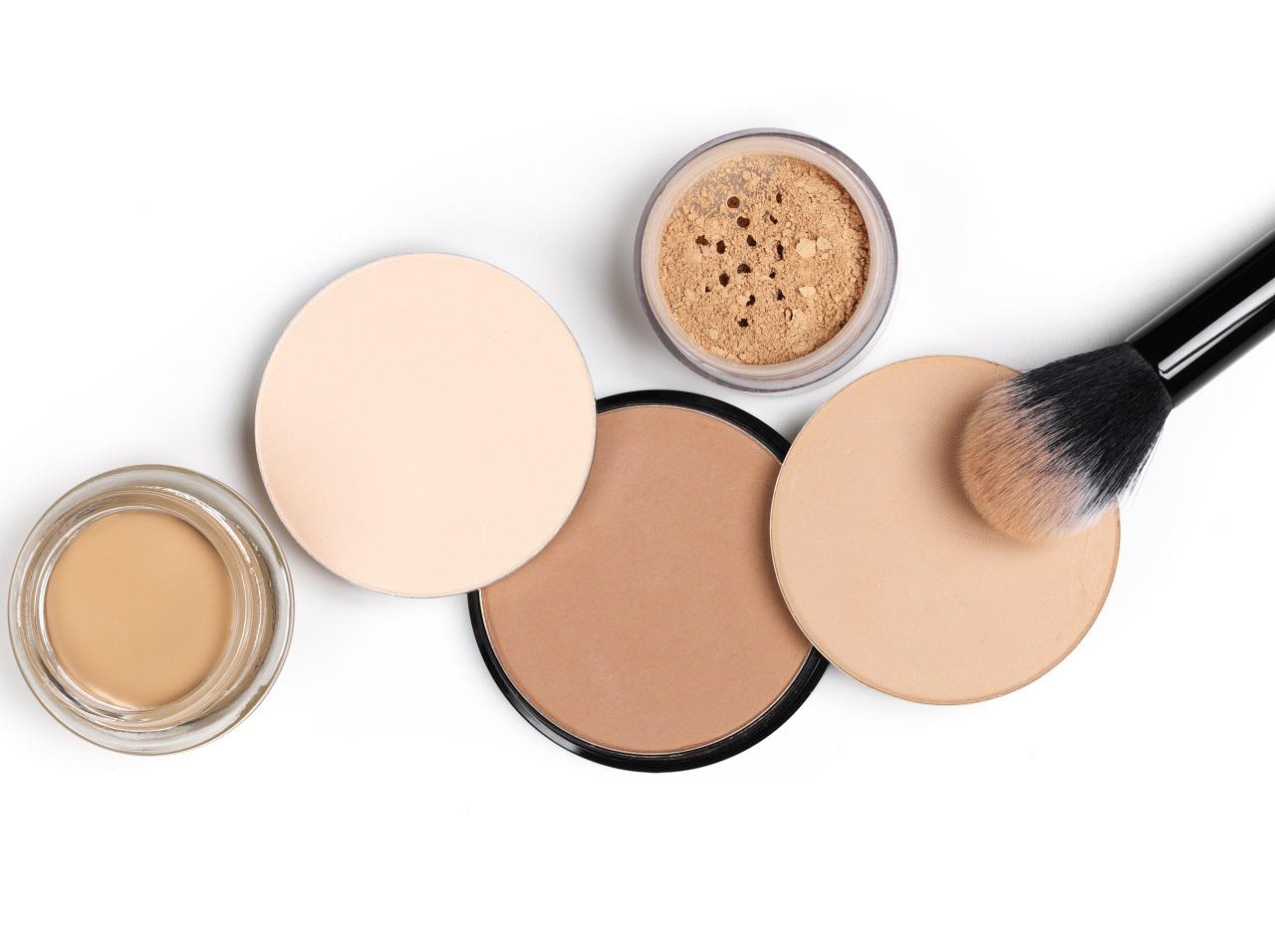 ファンデの仕上がりはブラシで変わる！なりたい肌をつくるブラシ3選
