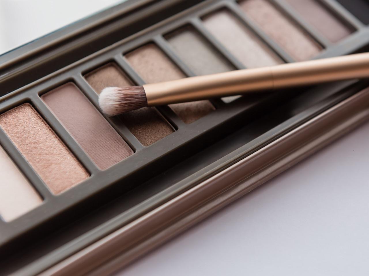 アイシャドウ、何で塗ってる？仕上がりをチェンジできるツール3選