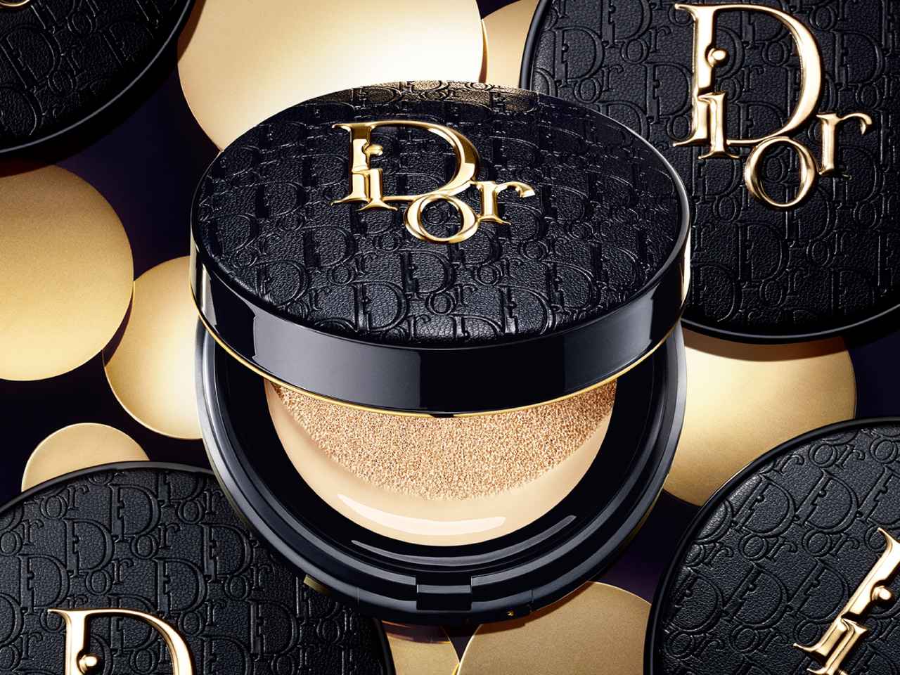 ディオール、ゴールドロゴの限定クッションファンデが登場
