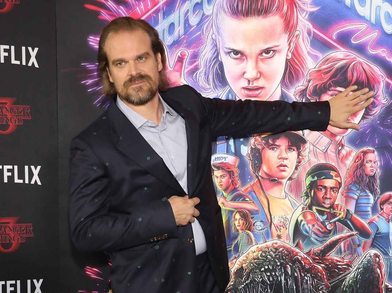 『ストレンジャー・シングス』ホッパー役、シーズン4が「1番好きな理由」に期待高まる!