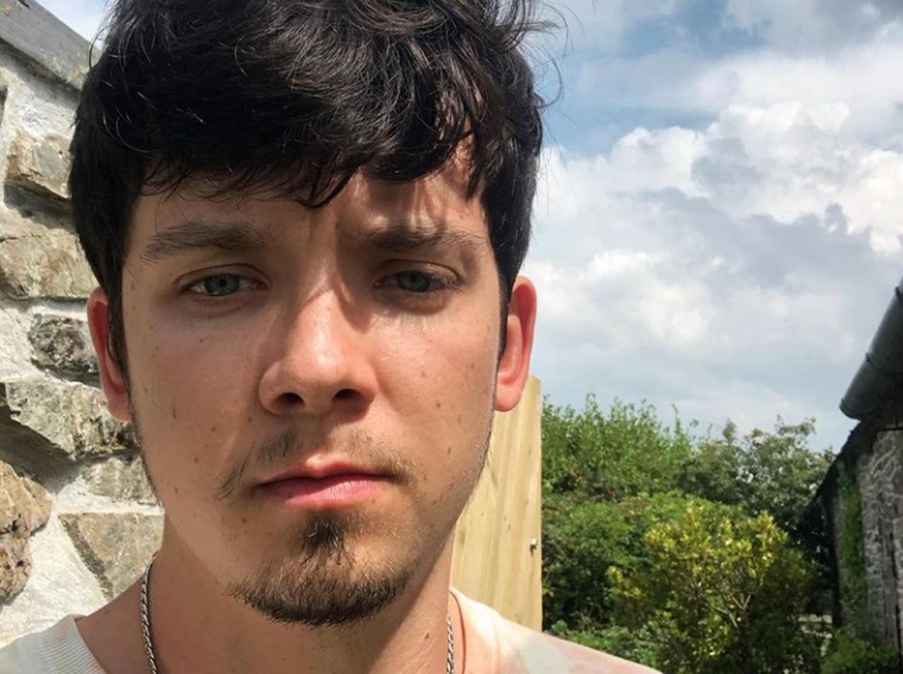 『セックス・エデュケーション』シーズン3でオーティスの“顔”が変わる？エイサがコメント