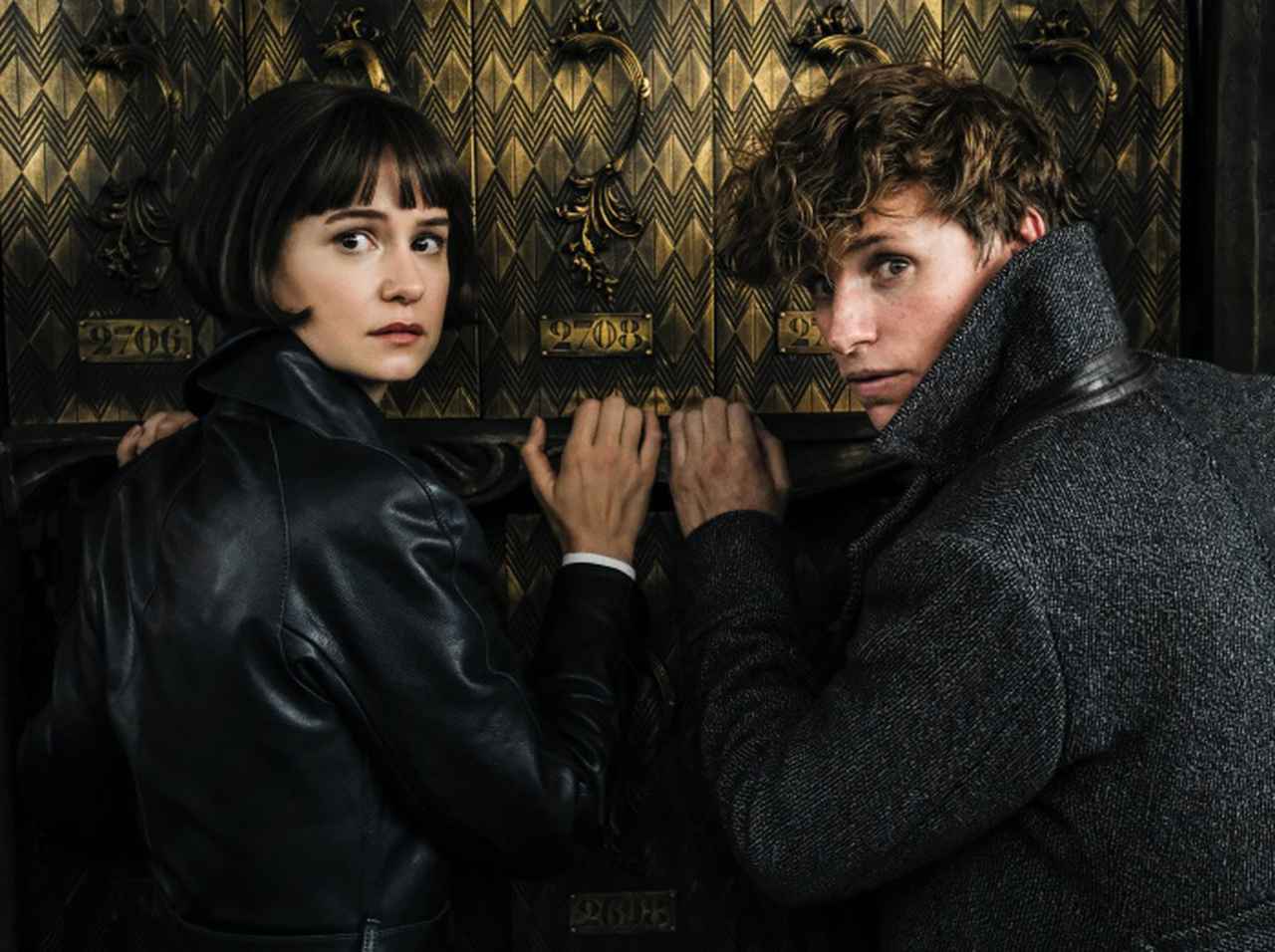 『ファンタビ』ティナ役、最新作の「見どころ」を“ネタバレにならない範囲”で明かす