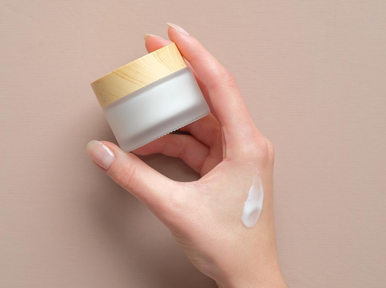 25秒に1個売れる!シワをぼかすプライマーに注文が殺到