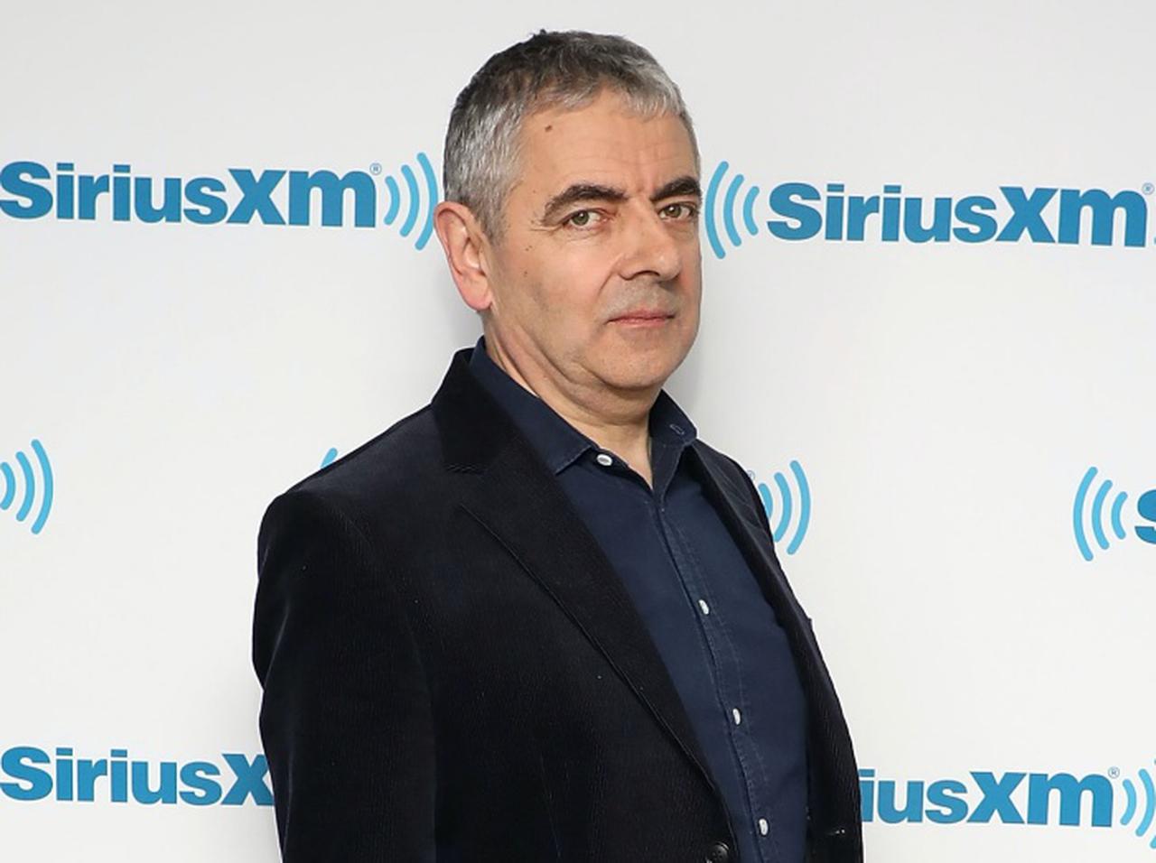 「誰を燃やそうか探し回っている」ローワン・アトキンソン、キャンセル・カルチャーに苦言