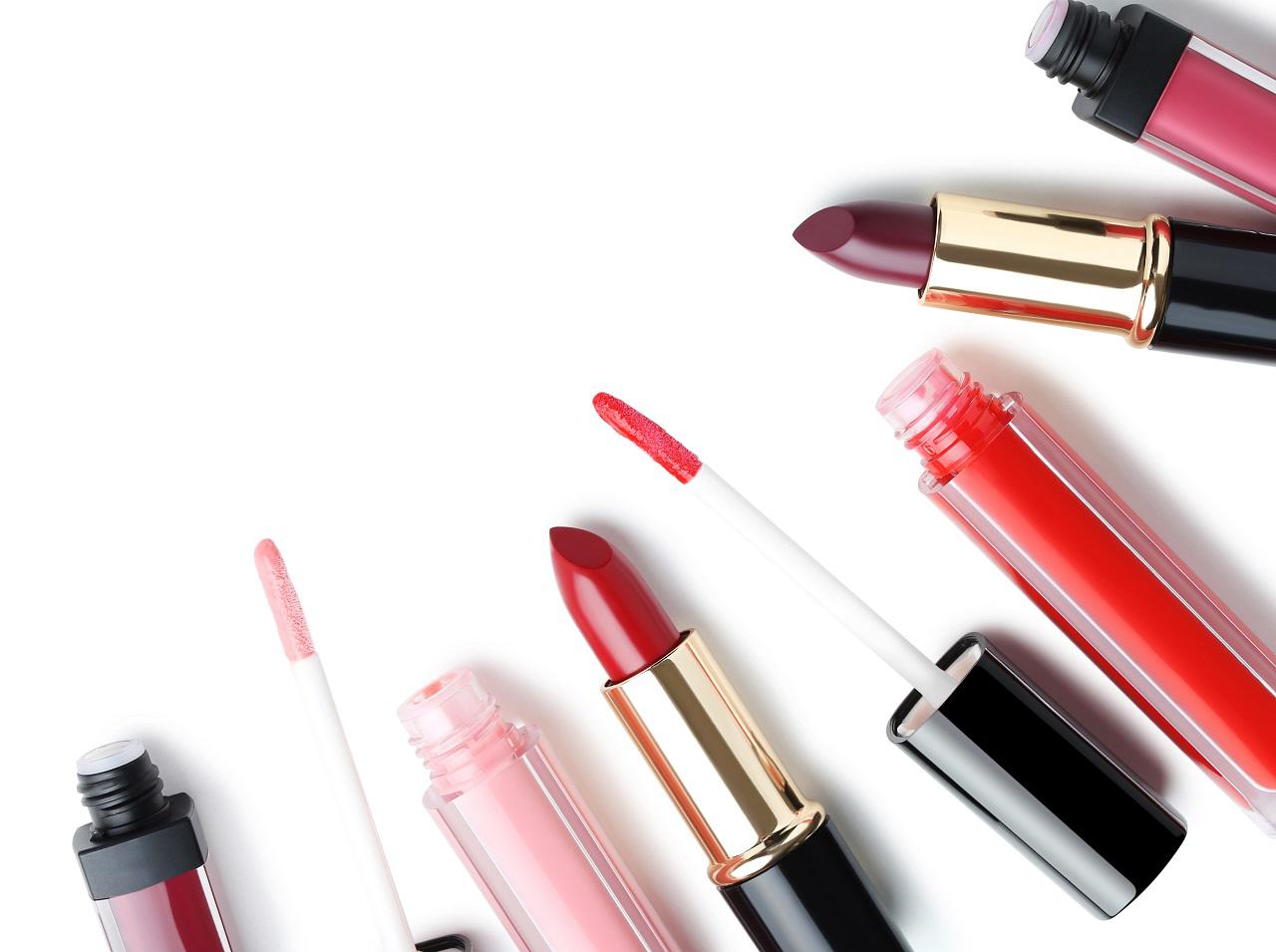 1番塗りやすい「リップ」は?はみ出さずキレイに塗れるリップコスメの選び方
