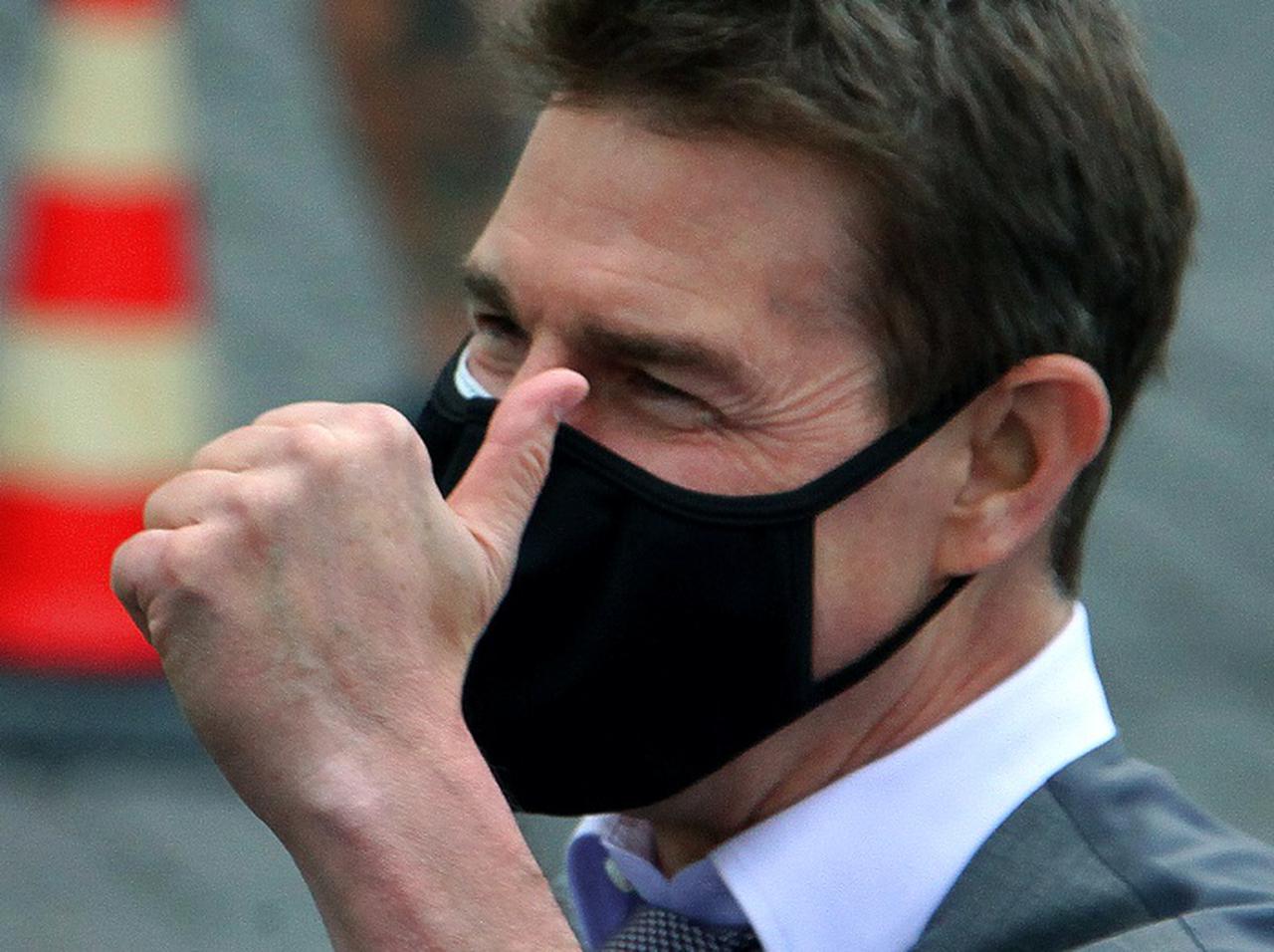 トム・クルーズ、コロナ対策で「ターミネーター風ロボ」購入という証言はウソだった