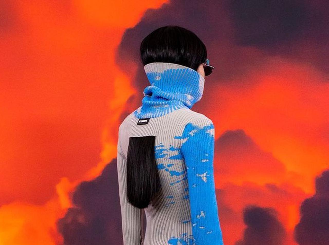 ヴェトモン、香港デモに影響を受けたアイテムを発表して賛否の声