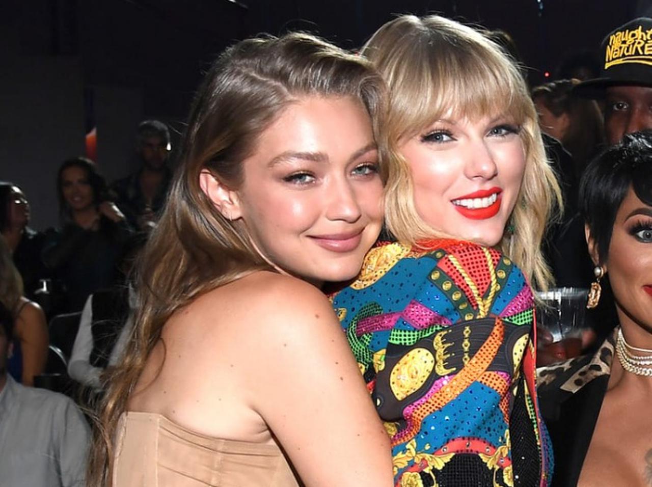 ジジ・ハディッド、妊娠初期のつわりをテイラー・スウィフトからの「差し入れ」で乗り切る