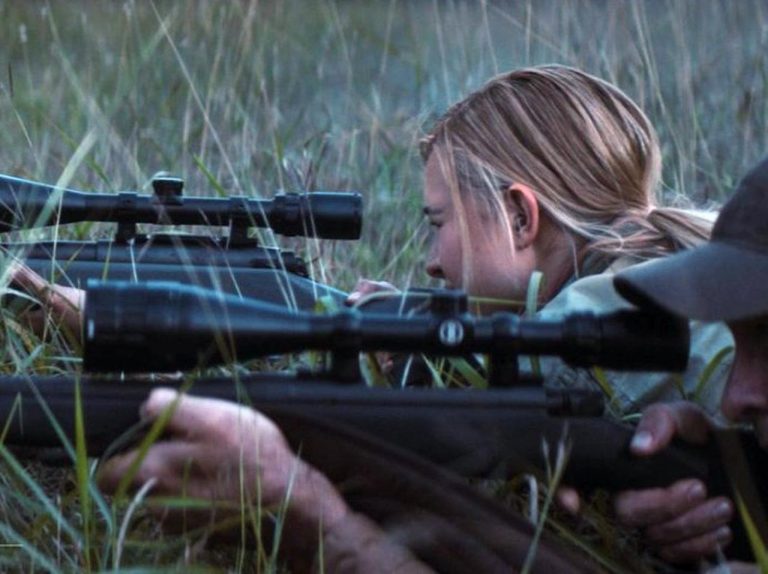 銃乱射事件を本当の高校で撮影して物議の映画、『Run Hide Fight』の予告編が公開
