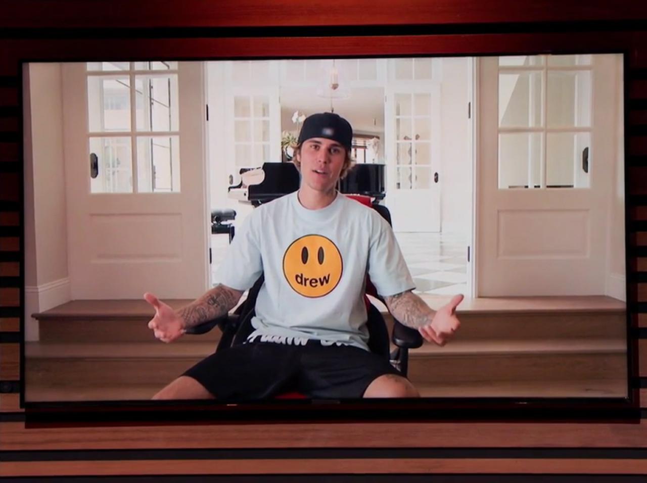 ジャスティン・ビーバー、米版『マネーの虎』で「完ぺきなプレゼン」を披露