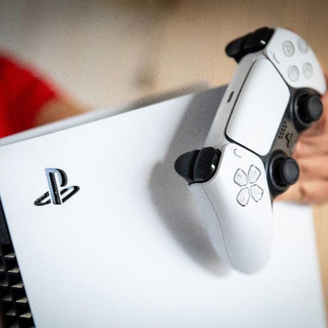 「PS5」に熱狂したアメリカ宇宙軍兵士が“あること”をやらかした結果…