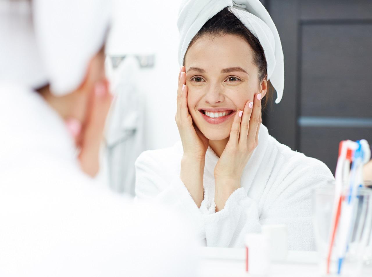 使いすぎは肌の負担になることも！スキンケア成分の理想的な使用頻度とは？