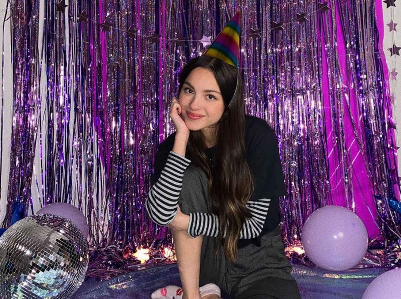 「本当にプロフェッショナルなのです」17歳オリヴィア・ロドリゴをMV監督がベタ褒め