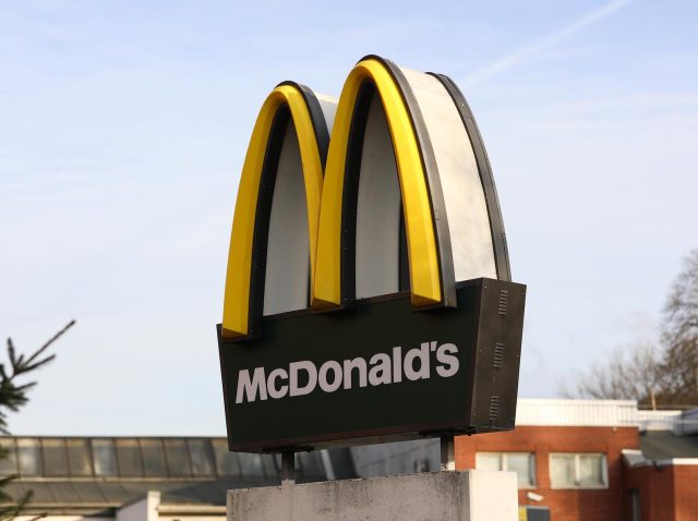 マクドナルドを捨てて17億円失った男性、その後の「展開」がすごい