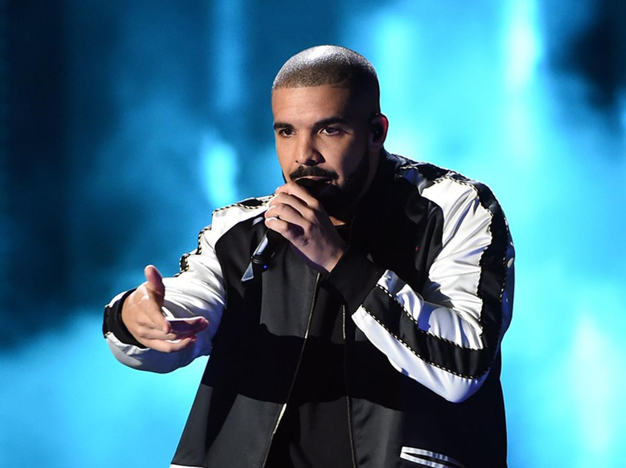 500億回を突破！ドレイク、前人未到の記録を達成