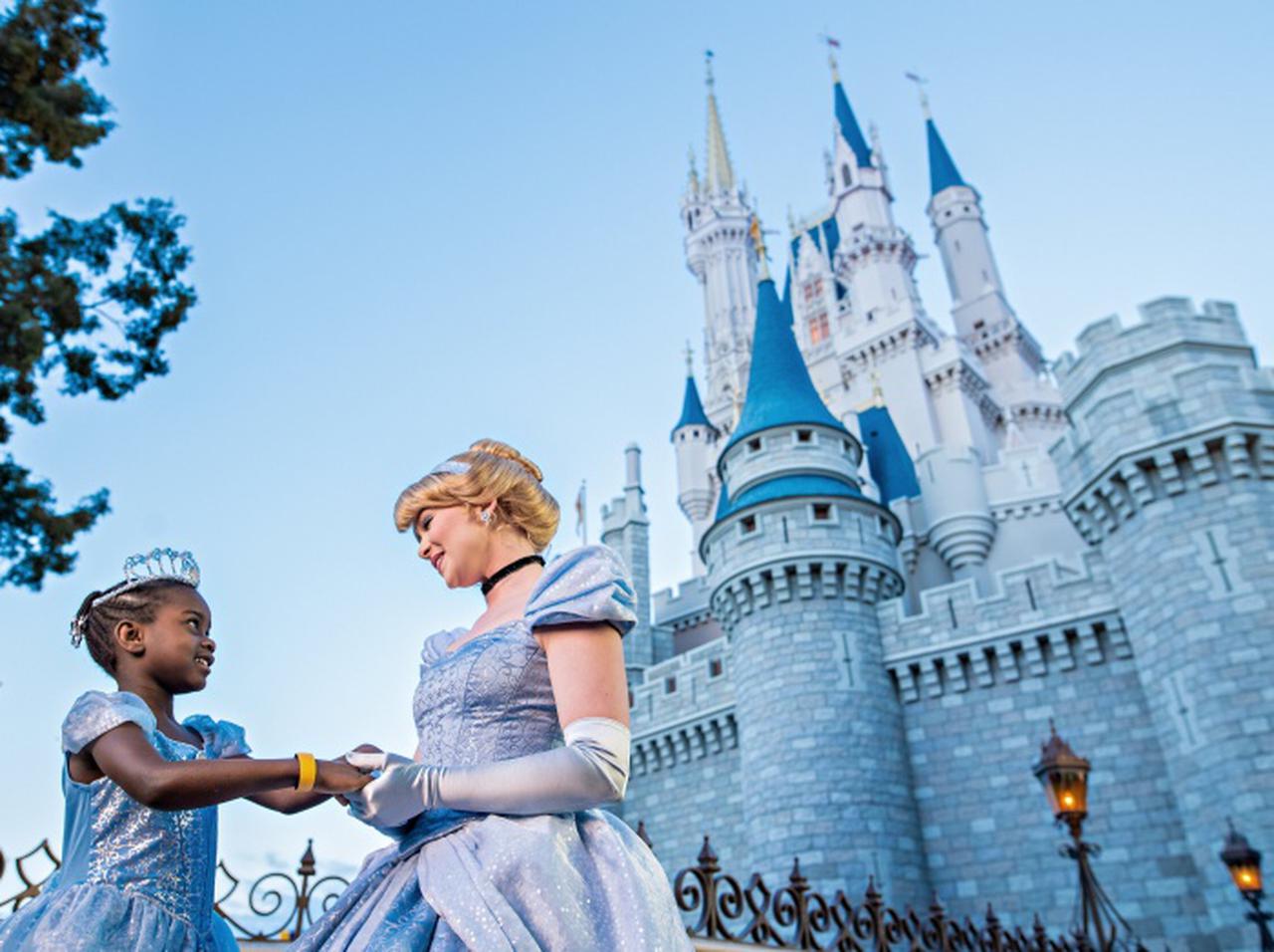 ディズニープリンセスをAIが「実写化」した結果、超絶美人が誕生