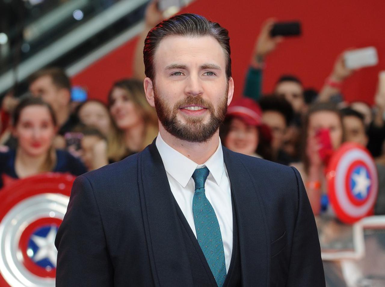 クリス・エヴァンス、新作マーベル映画で「キャプテン・アメリカ」を再演する可能性