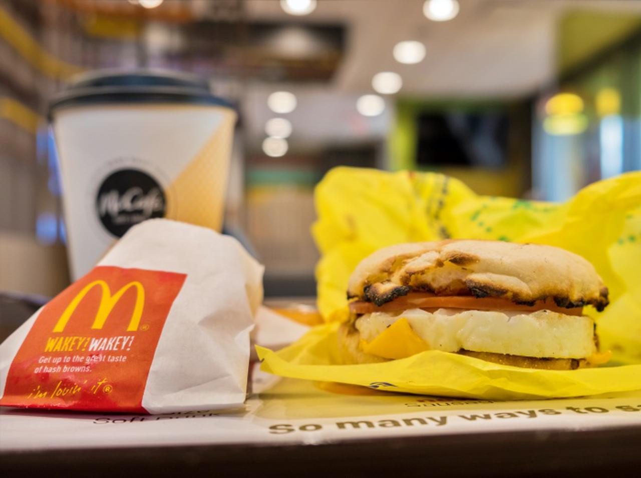 マクドナルド、ドライブスルーの列が長すぎて「朝マック終了した結果」が悲惨