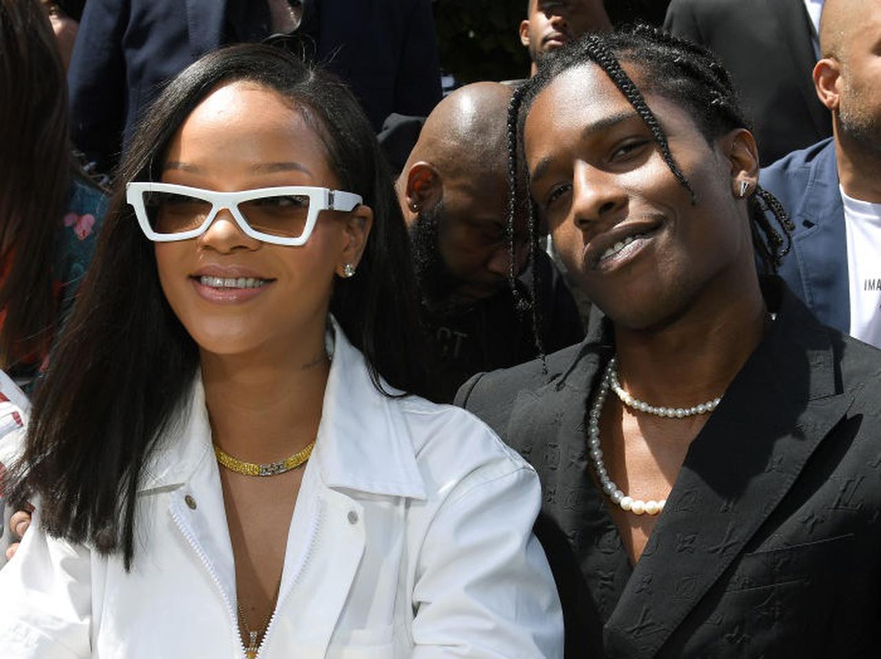 リアーナ、ファッショニスタならではの方法でエイサップ・ロッキーとの交際を匂わす