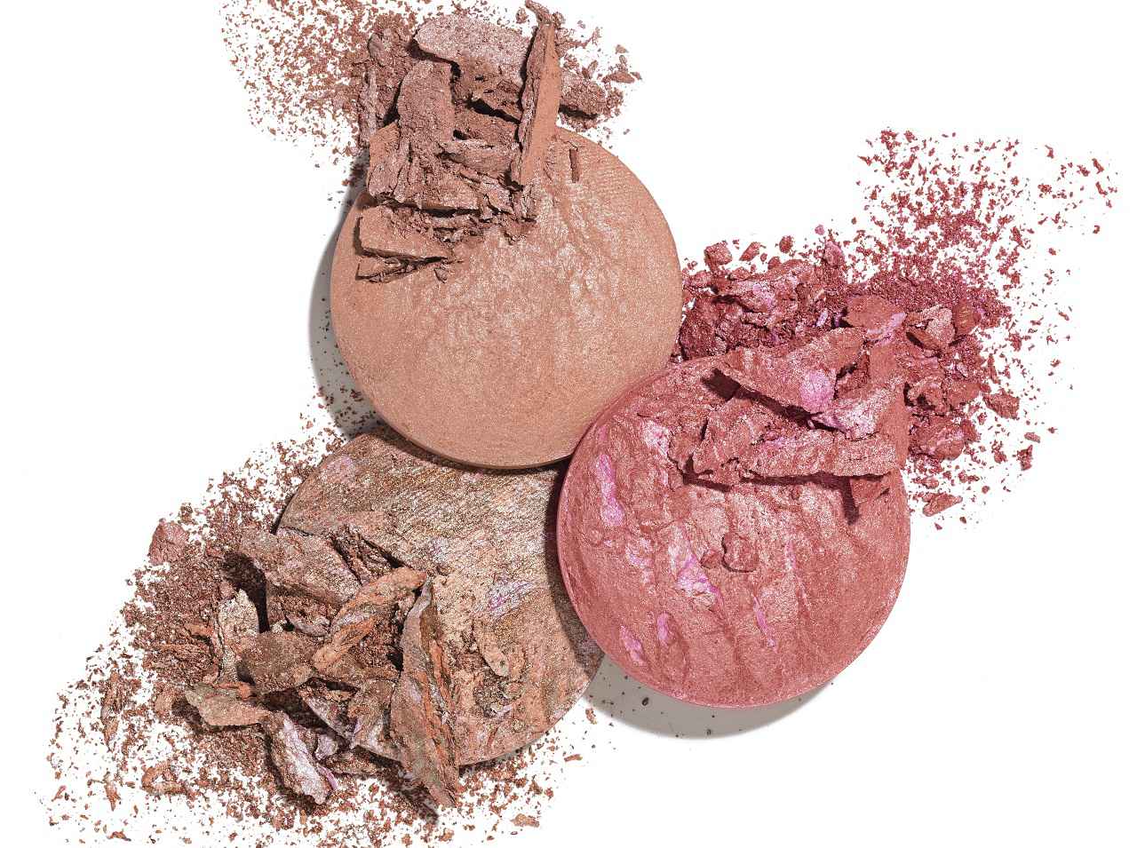 チークを塗りすぎた！そんなときに役立つ修正テクニック