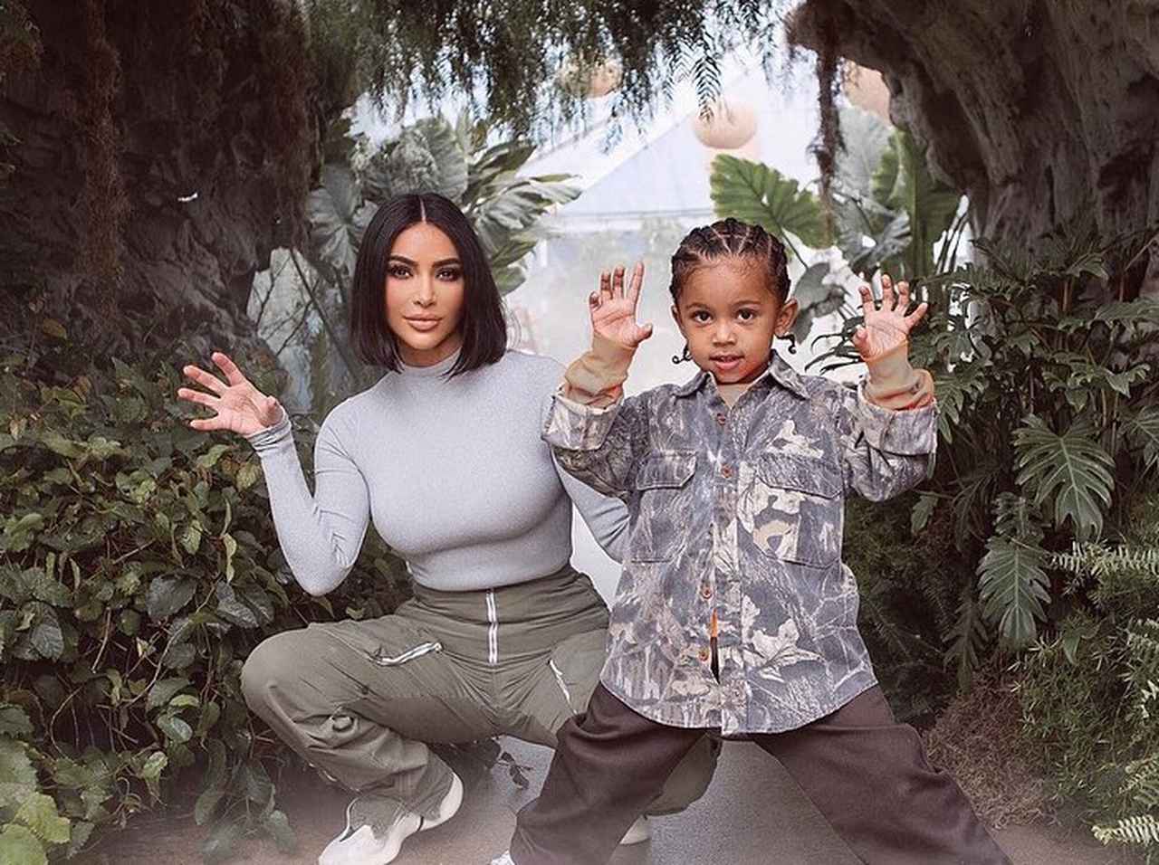 キム・カーダシアン＆カニエ・ウェストの息子、日本語を練習する姿が可愛すぎる