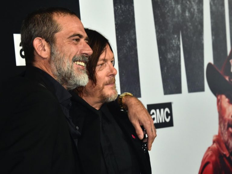 ジェフリー・ディーン・モーガン、親友ノーマン・リーダスを愛しすぎるあまり「誤爆」する