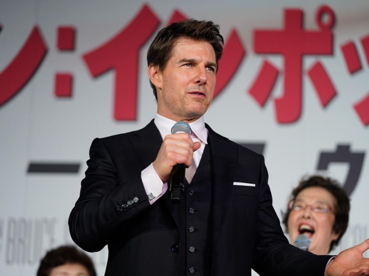 トム・クルーズの娘が父についてレア発言、「固い絆」で結ばれてることが明らかに