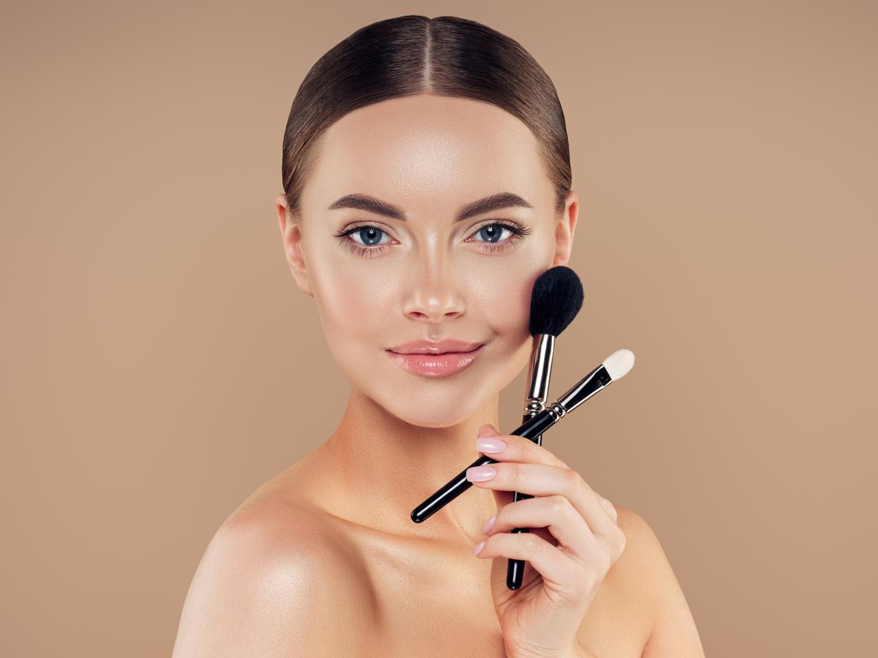 乾燥肌でもうるツヤに！正しいファンデの選び方＆おすすめ3選