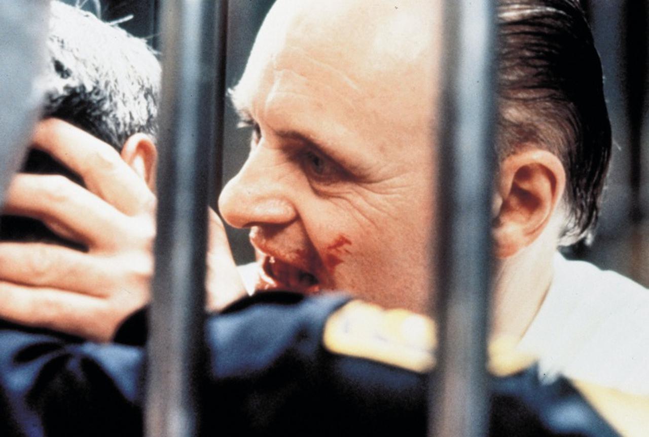 『羊たちの沈黙』でアンソニー・ホプキンスが怖く見える本当の理由は?