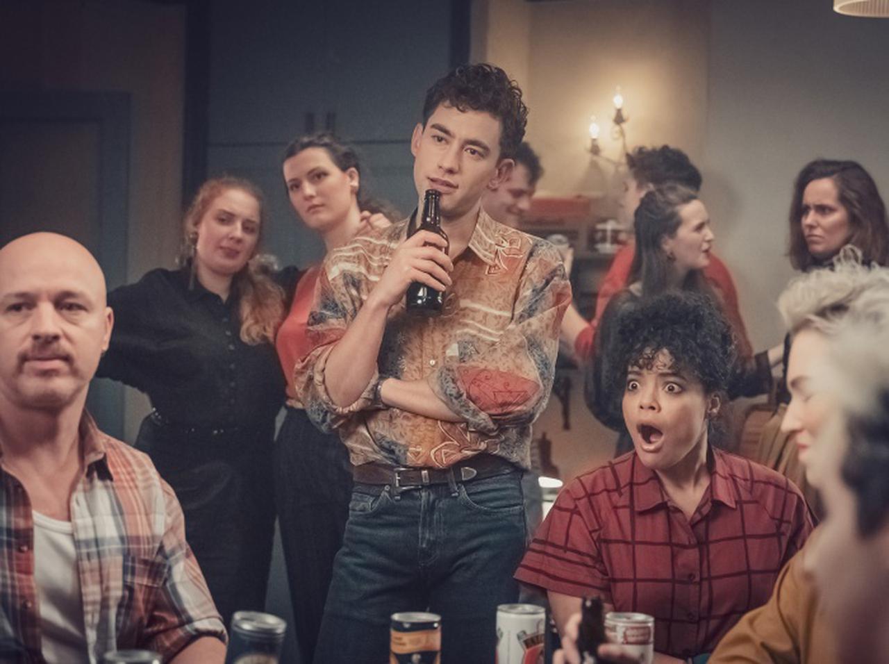 ドラマ『It’s a Sin』が社会現象級の大ヒットを記録、イギリスでHIV検査数が4倍に