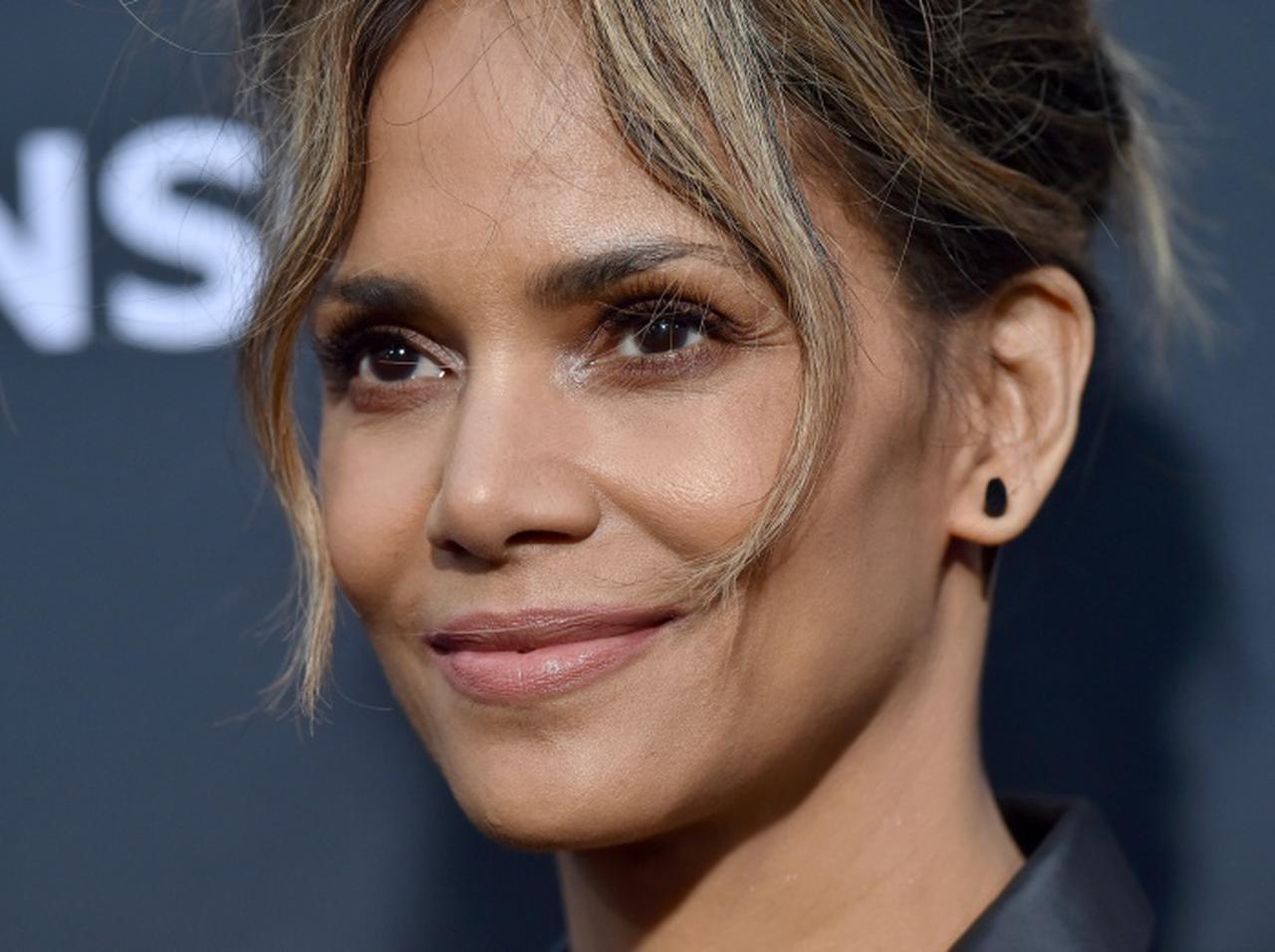 「性別の固定観念を捨てる」オスカー俳優ハル・ベリーが教育法を明かす