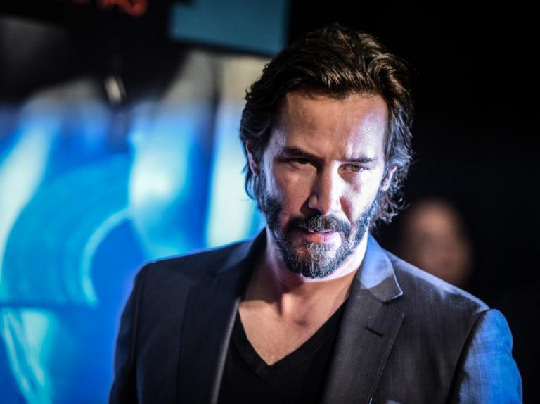意外と一般人でもできちゃう！キアヌ・リーブスの筋トレメニュー10