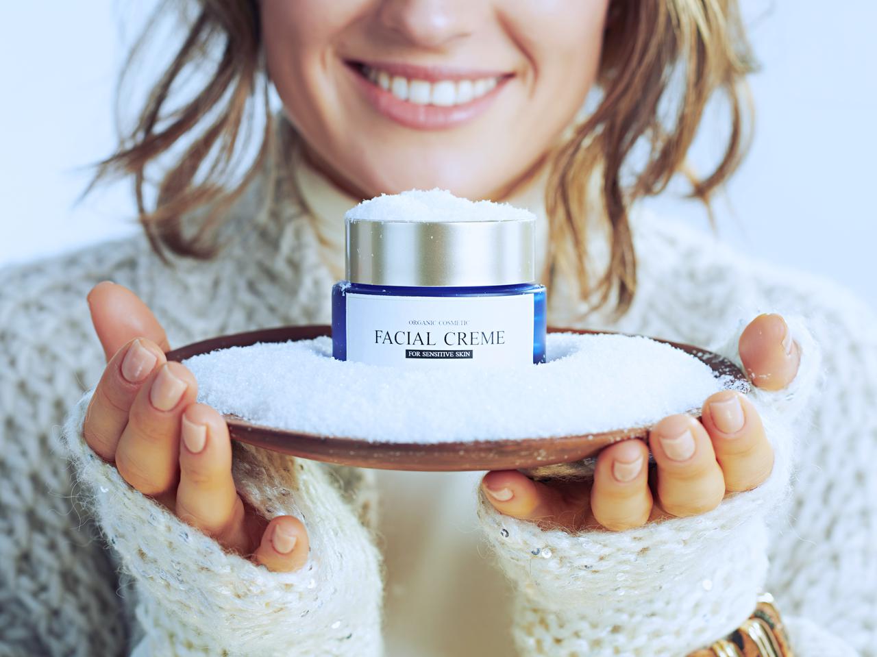 凍らせるスキンケア!?最新コスメ「フローズンクリーム」に注目
